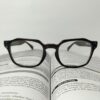 Horn rimmed glasses in brown color